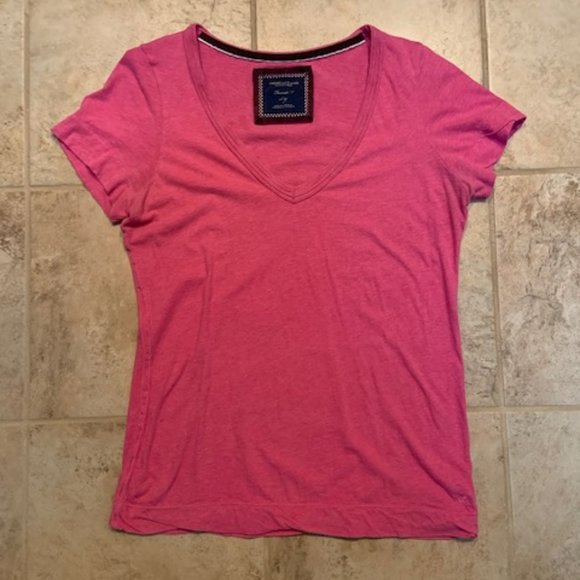American Eagle Outfitters Tops - American Eagle V Neck T Shirt